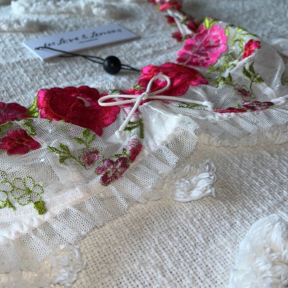 For Love & Lemons V Day Floral Embroidery Bra - Picture 7 of 12